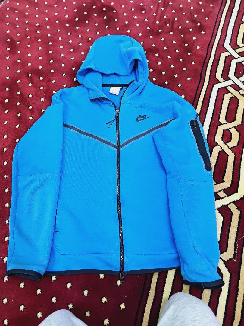 ウォーキング・ランニングウェア Nike tech blue s size