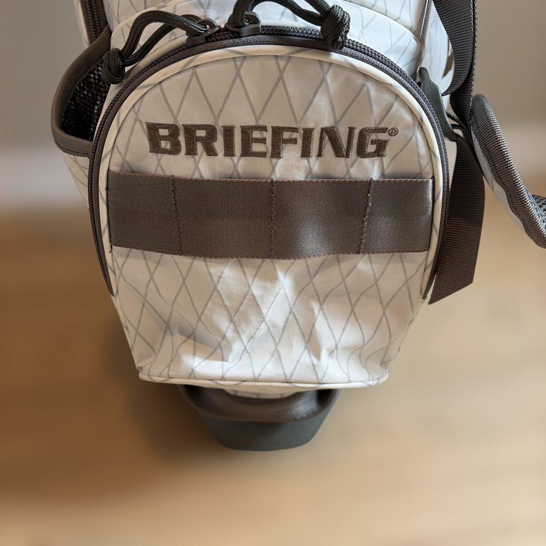 ゴルフバッグ・キャディバッグ briefing