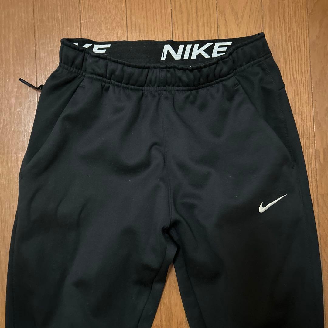 NIKE THERMA-FIT スウェット上下 黒