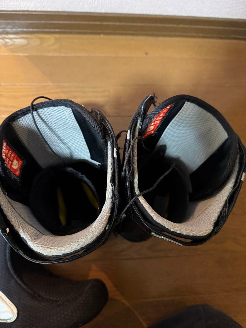 ★収納袋付き　BURTON(バートン)スノーボードブーツ 25cm