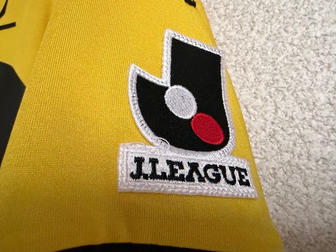 サッカー柏レイソル　Umbro サッカーユニフォームサイン入り　玉田圭司選手