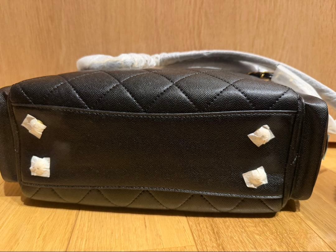 CHANEL ショルダーバッグ　本革　ノベルティ