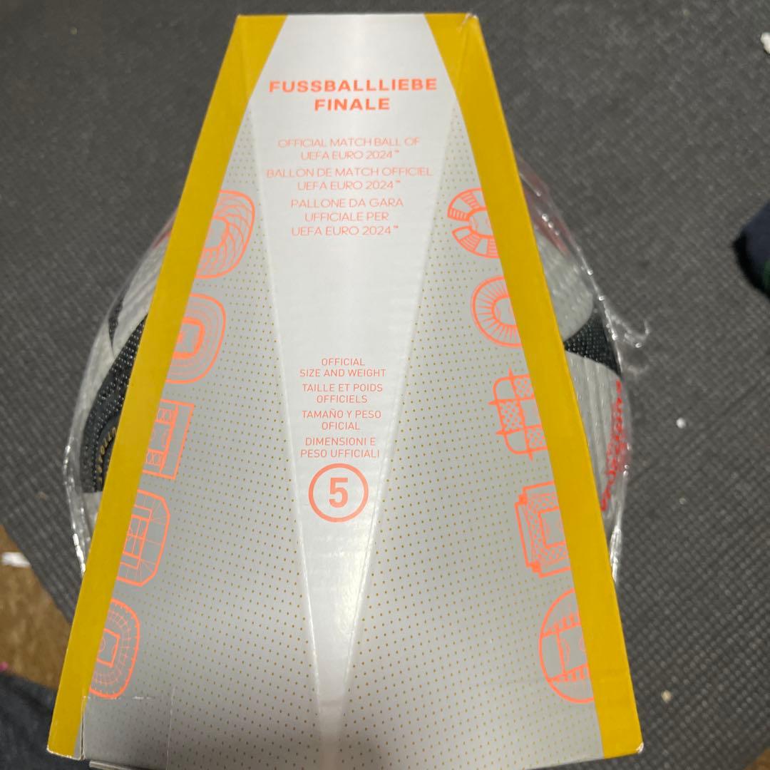 新品　UEFA ユーロ2024 公式球　￼5号　adidas
