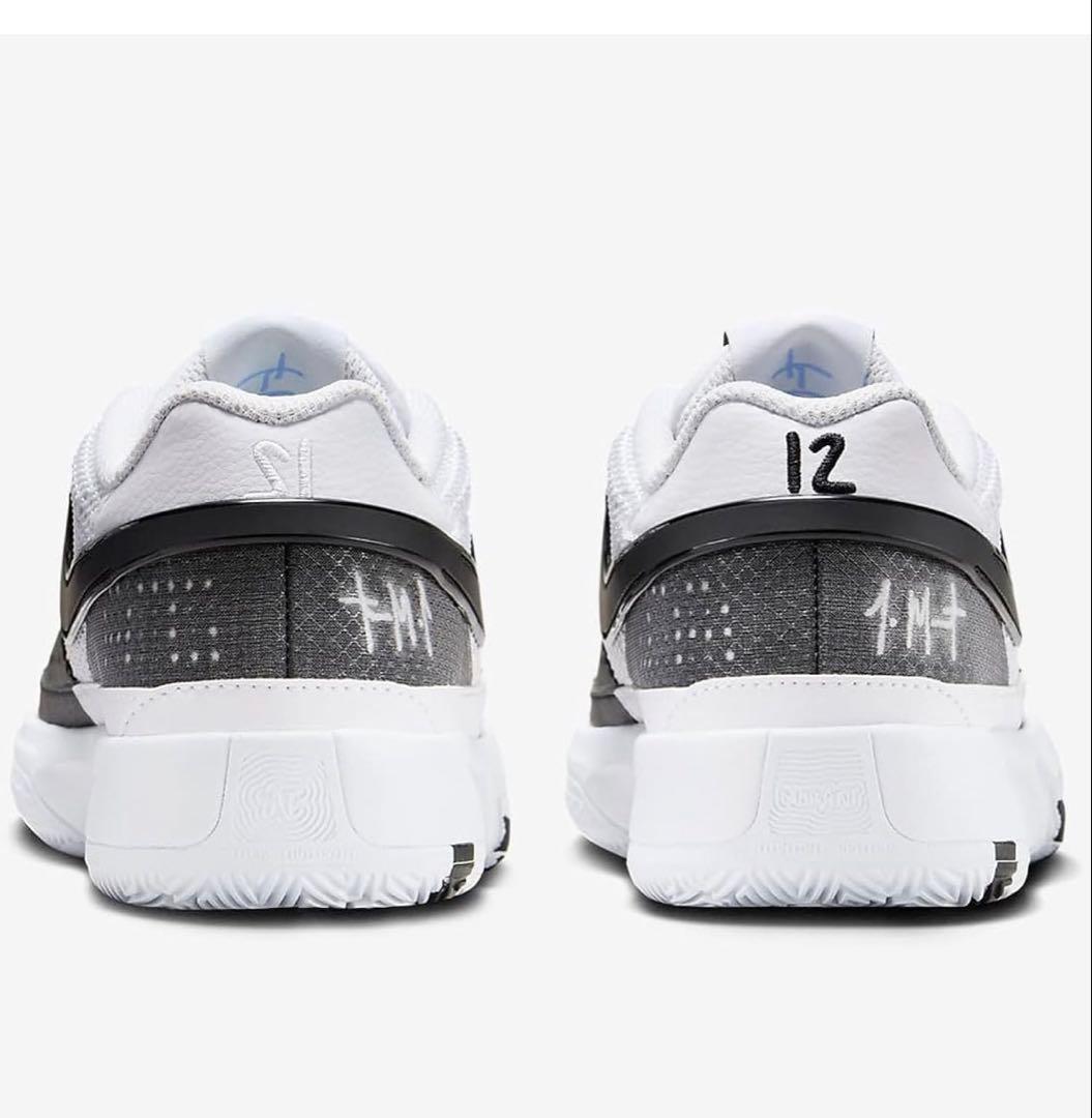 新品！バスケ　バッシュ　NIKE ナイキ　24cm