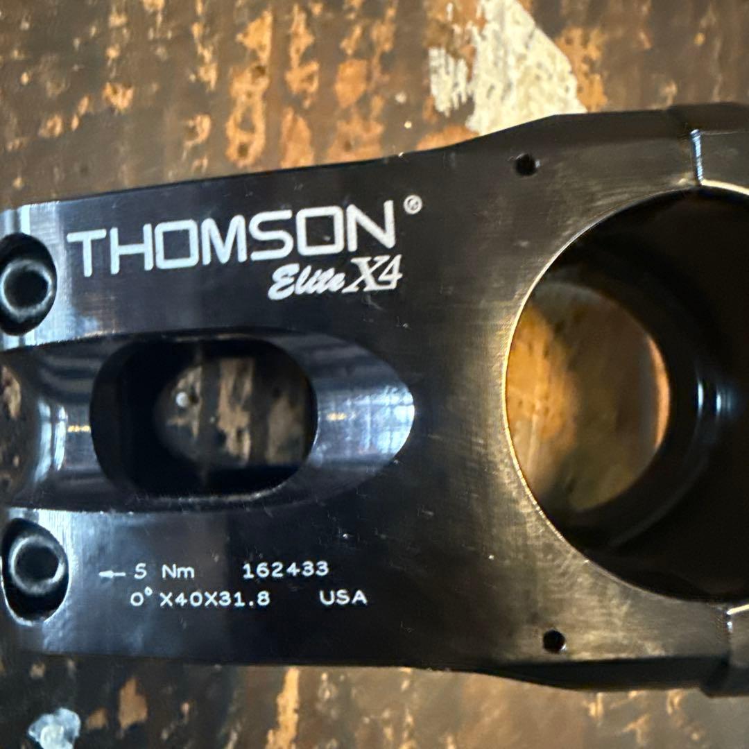 THOMSON Elite X4 ステム 40mm x 31.8mm