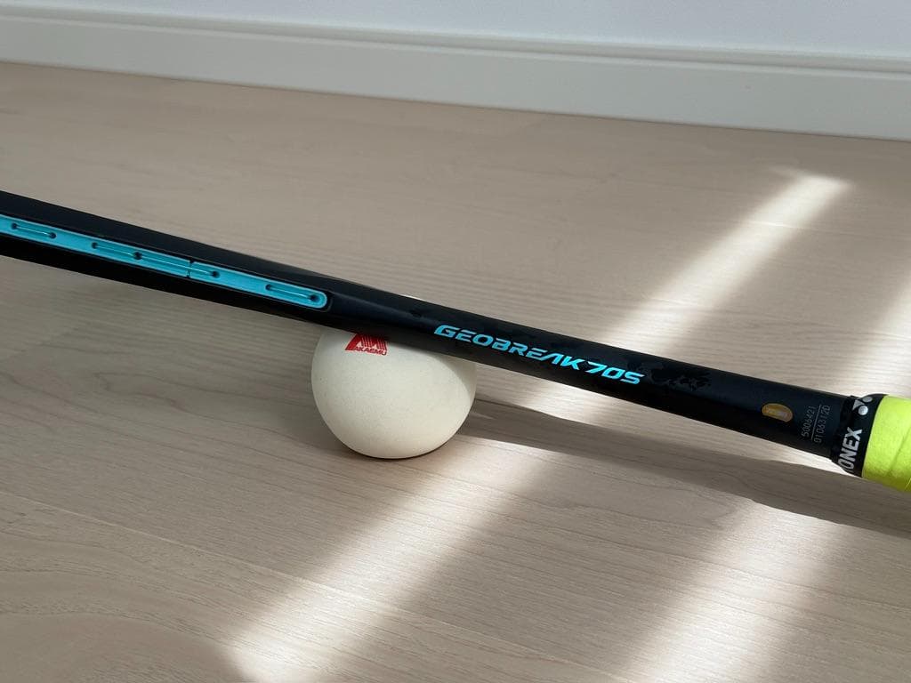 【美品】YONEX GEOBREAK 70S 軟式テニスラケット