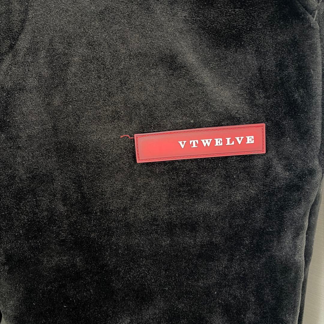 VTWELVE ブラックパンツ ベロア生地