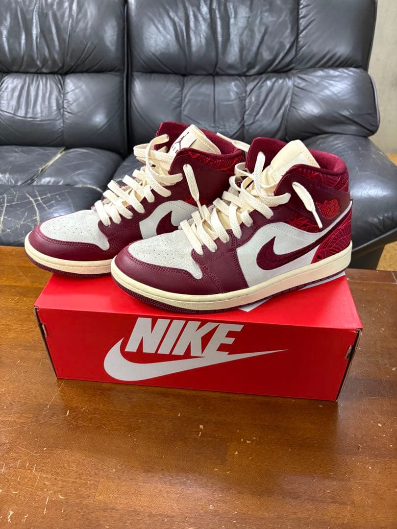 Nike Air Jordan 1 バーガンディ/クリーム 最終値下げ