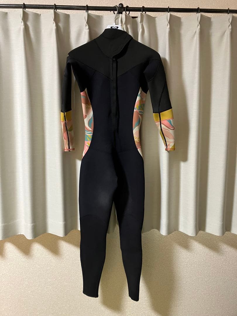 ROXY フルスーツ ウェットスーツ　Mサイズ