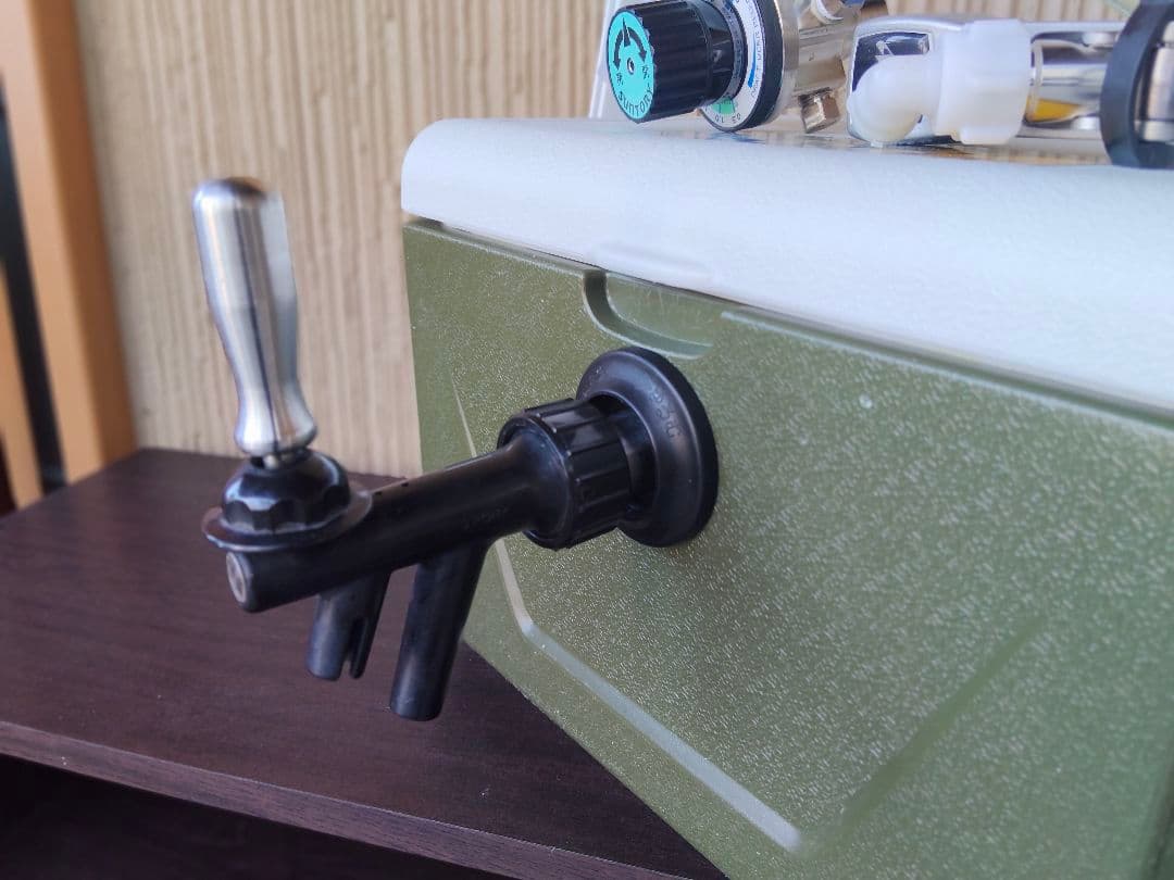 氷冷却式　ビールサーバー