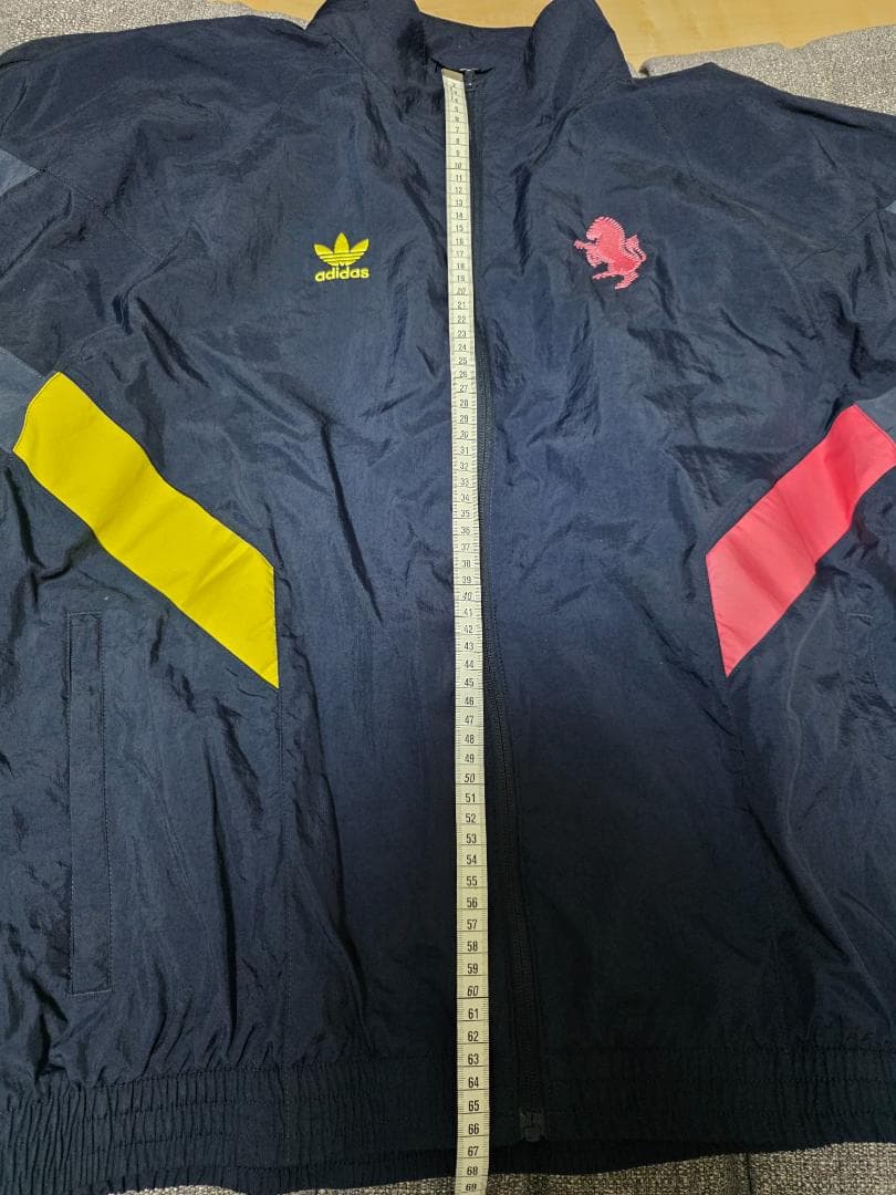 adidas JUVENTUS ピステ ウィンドブレーカー M