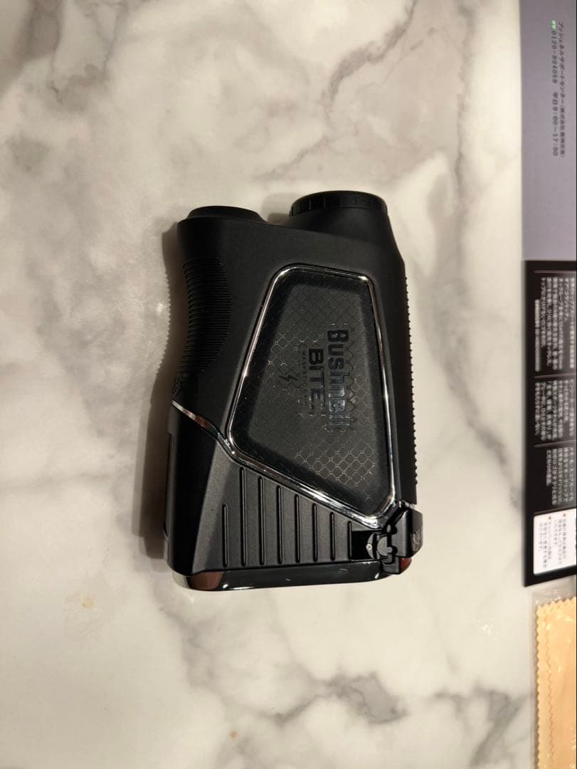 Bushnell X3+ゴルフ用距離計 ケース付き