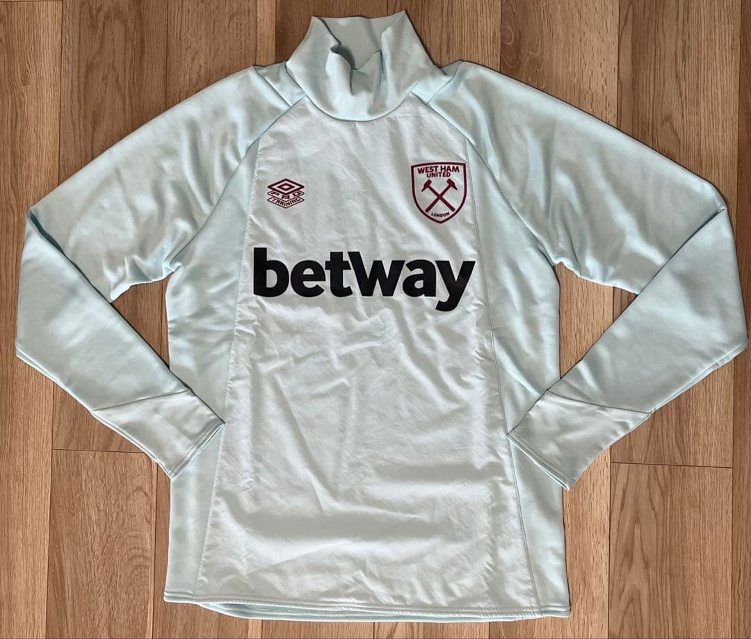 UMBRO ウエストハム　ドリルトップ　サッカー　ジャージ　新品