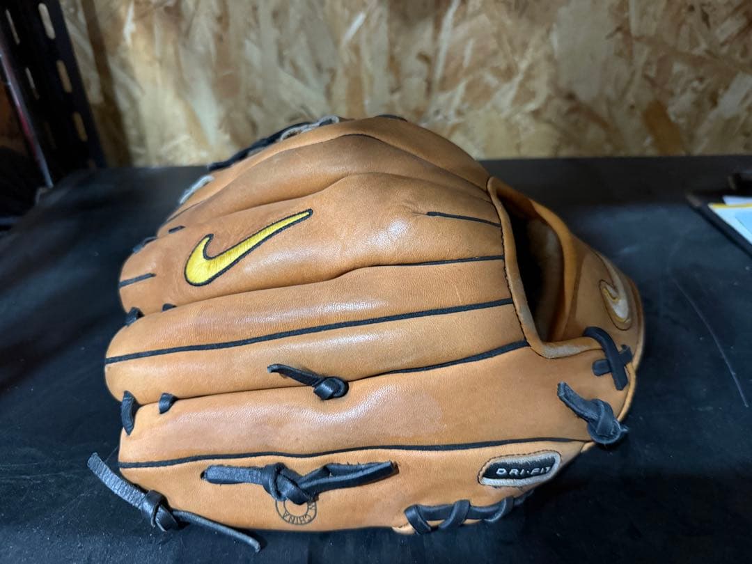 Nike PRO GOLD HT5 野球グローブ ブラウン