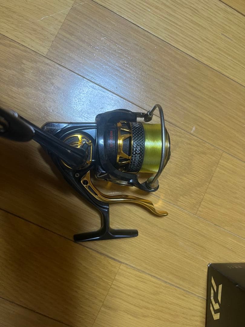 Daiwa 15トーナメント　2500SH-LBD 新品口太スプールセット