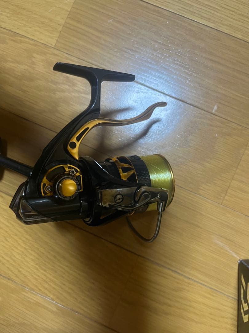 Daiwa 15トーナメント　2500SH-LBD 新品口太スプールセット