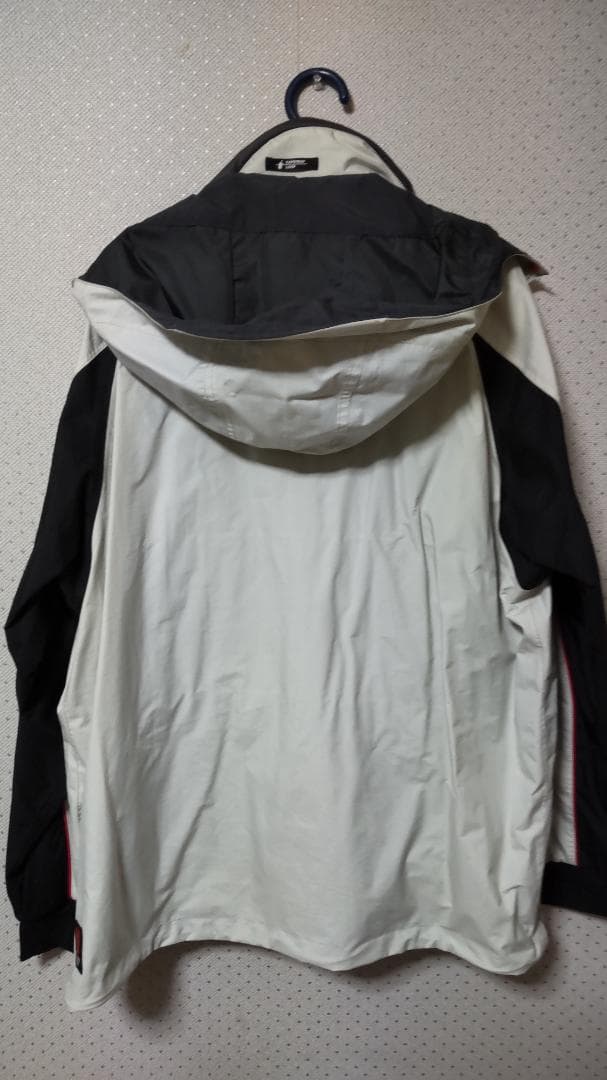 シマノ　防寒フィッシングウェアー