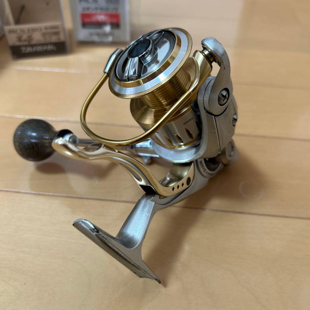 Daiwa IMPULT 3000LBD 尾長スプール　トーナメントスプール付き