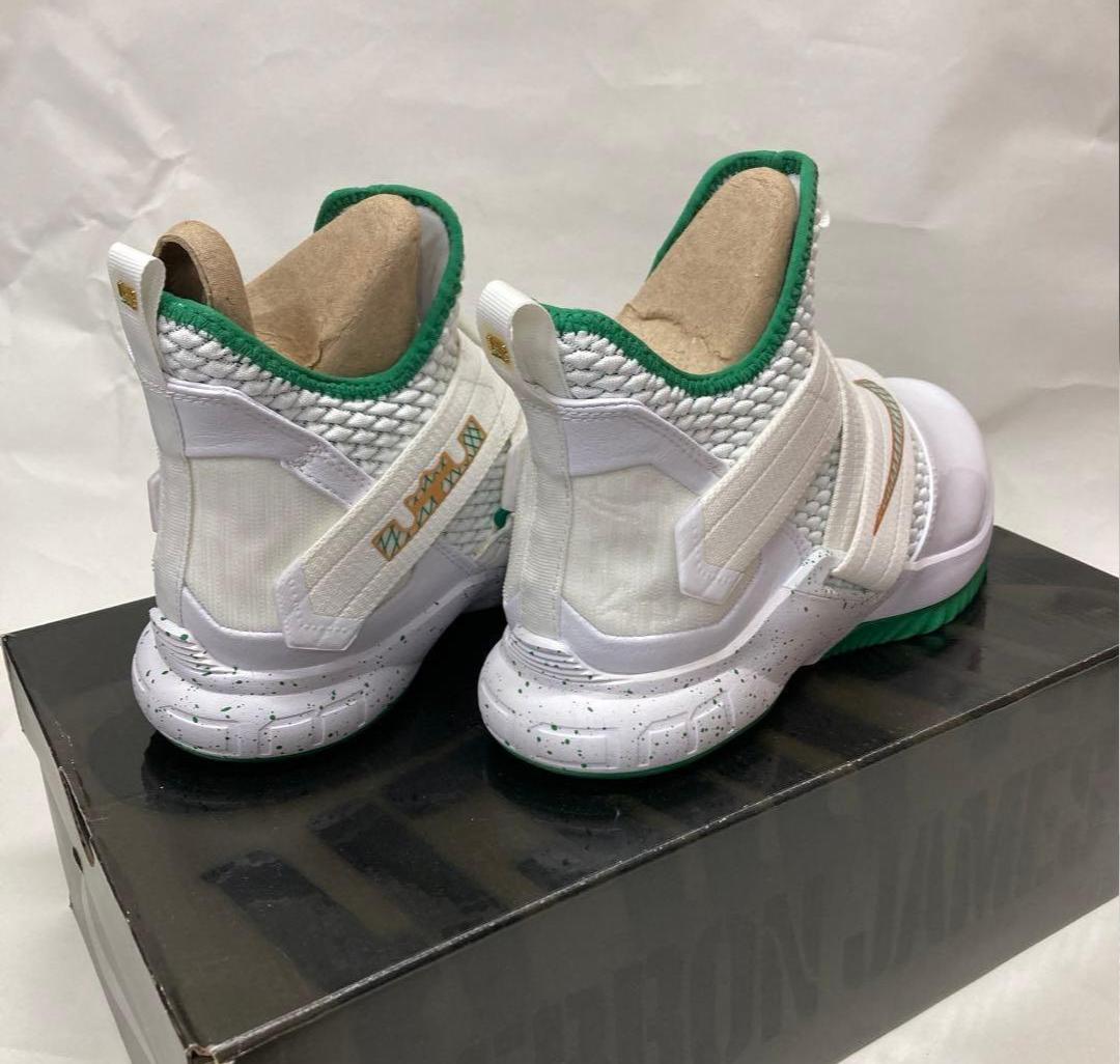 シューズ(男性用) Nike LeBron Soldier XII 12 Irish EP