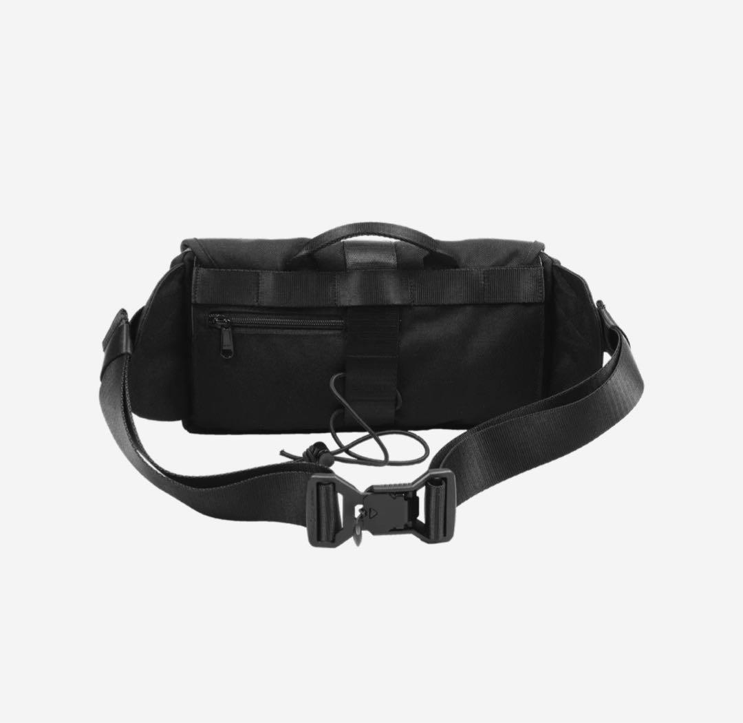 Unsettle Rush Hour Sling Bag プラス シール13枚