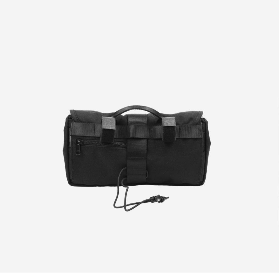 Unsettle Rush Hour Sling Bag プラス シール13枚