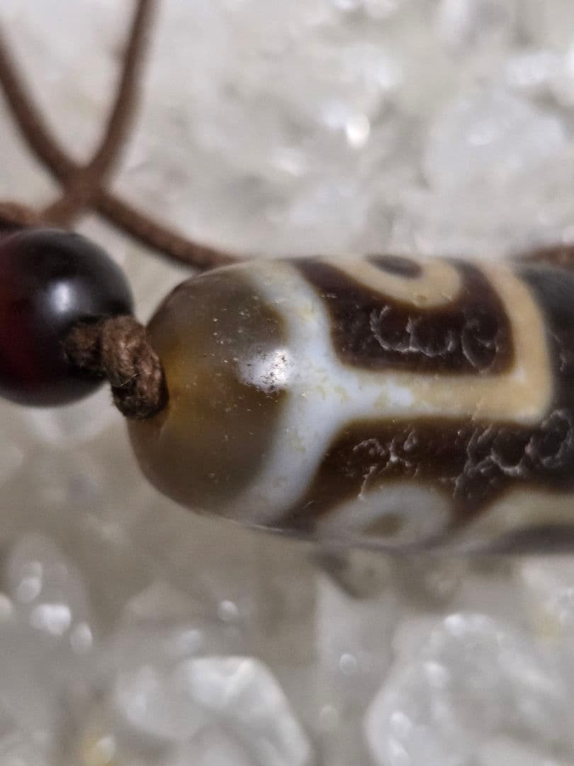 112　天珠　九眼天珠 　馬蹄痕　風化紋　dzibeads　！