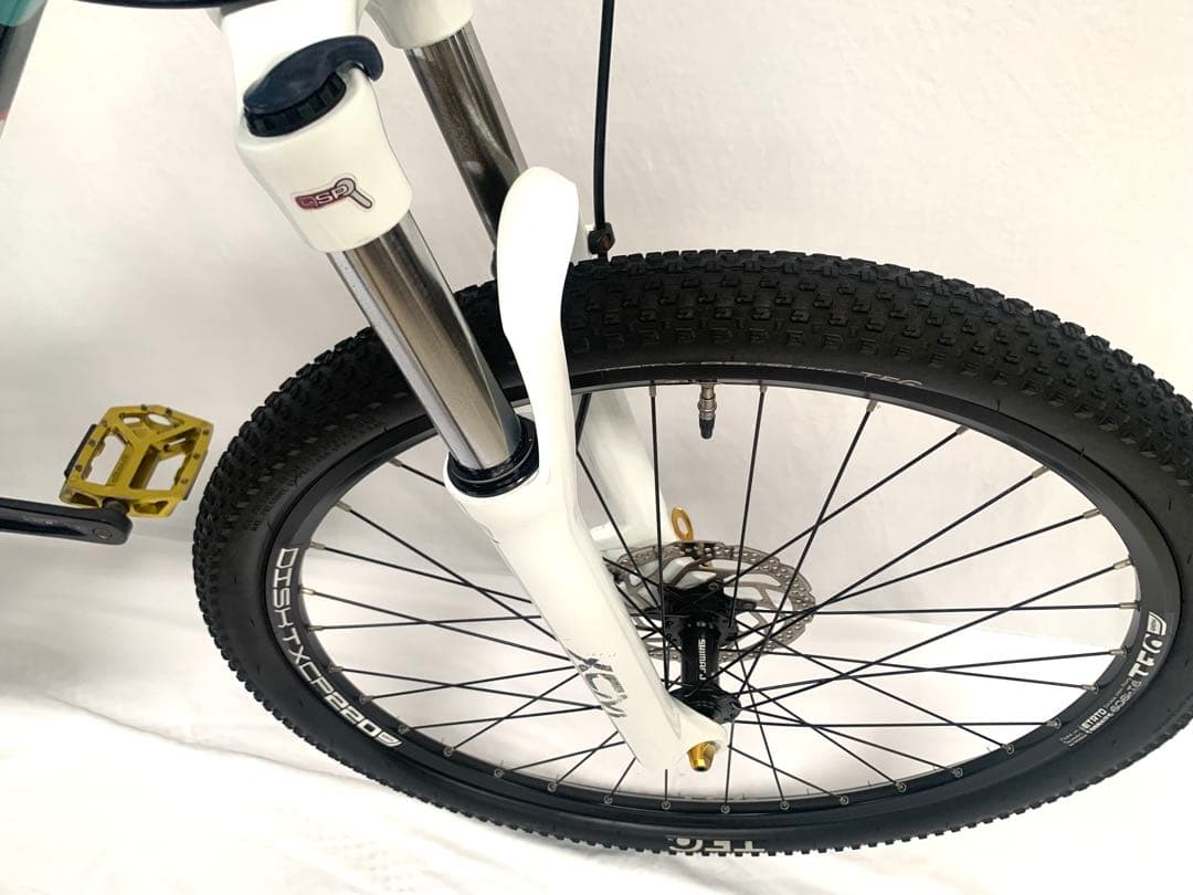 【即乘】送料無料 Bianchi 油圧式ディスクブレー MTB KUMA 30速