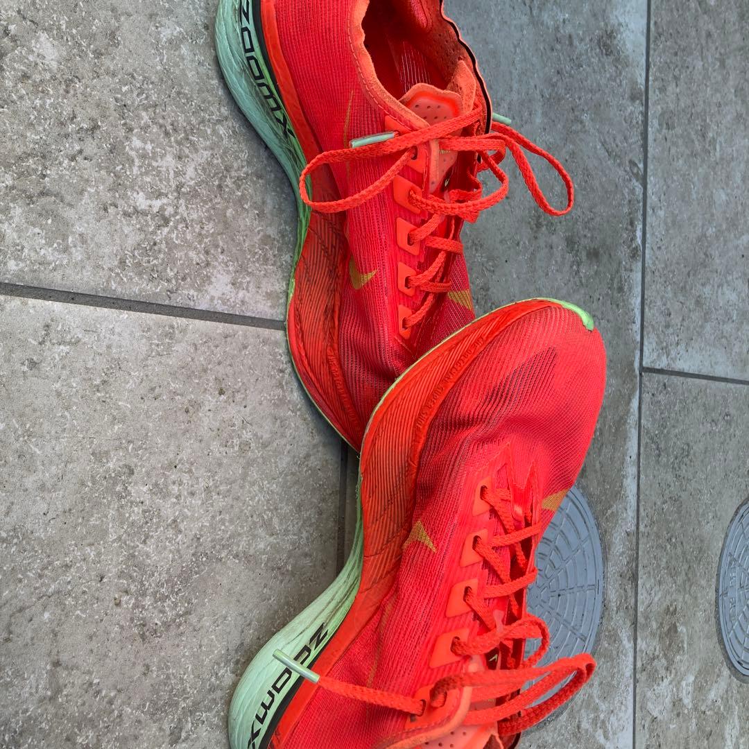 NIKE ヴェイパーフライ4 25cm