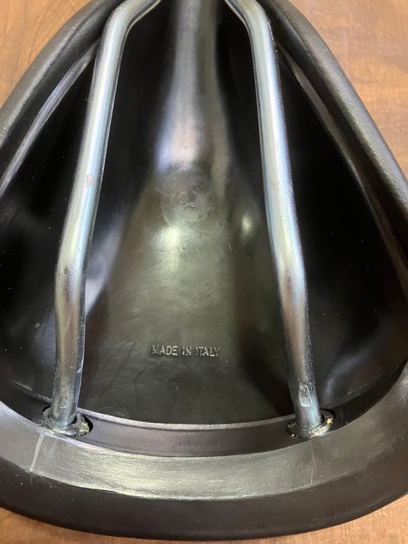 SELLE ITALIA MUNDIALITAサドル ブラック　AA2