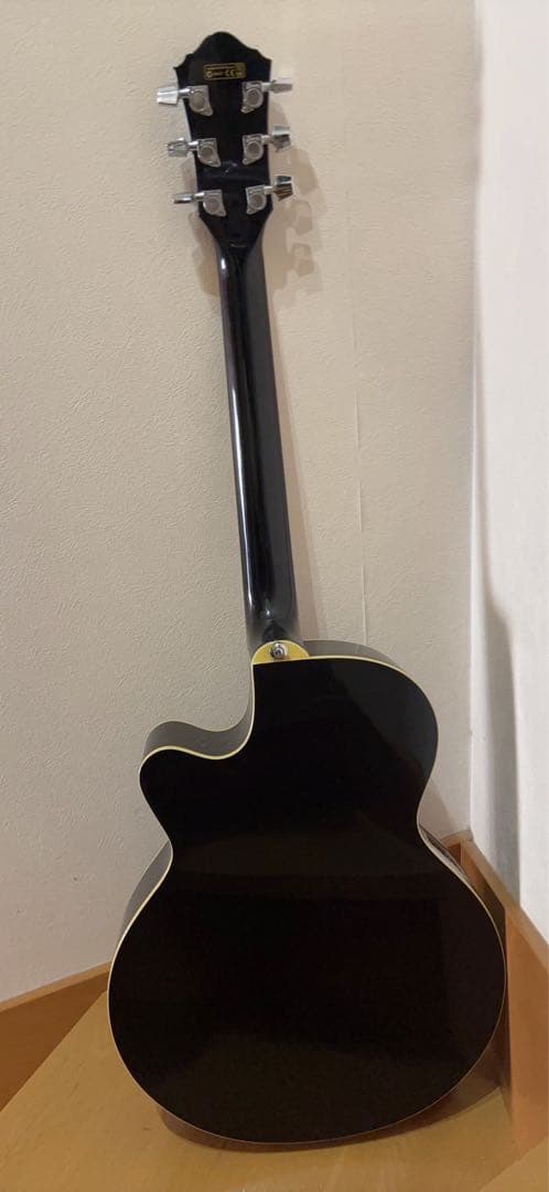 アコースティックギター【3500円値下げしました】