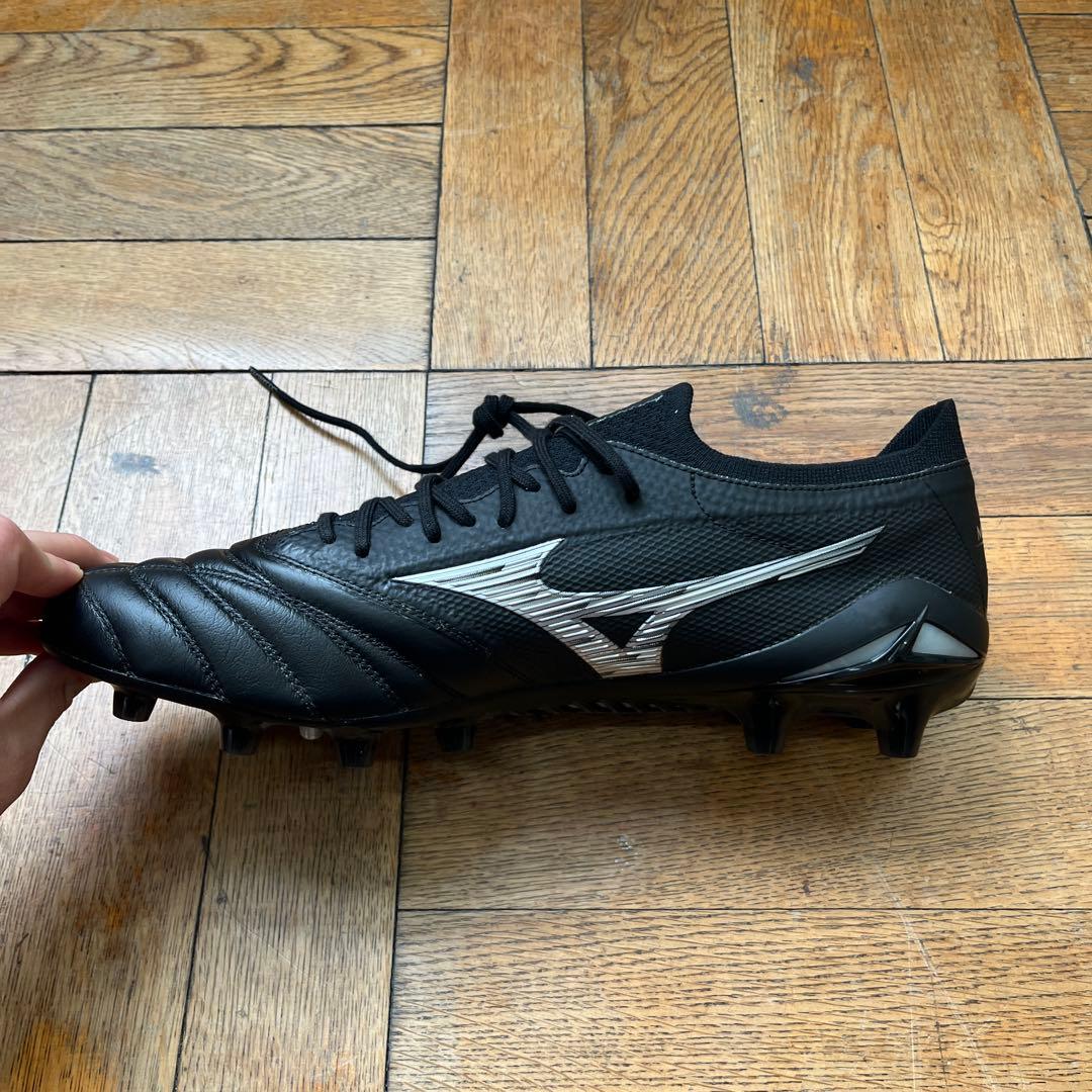 Mizuno モレリアneo4β ブラック　29.5センチ