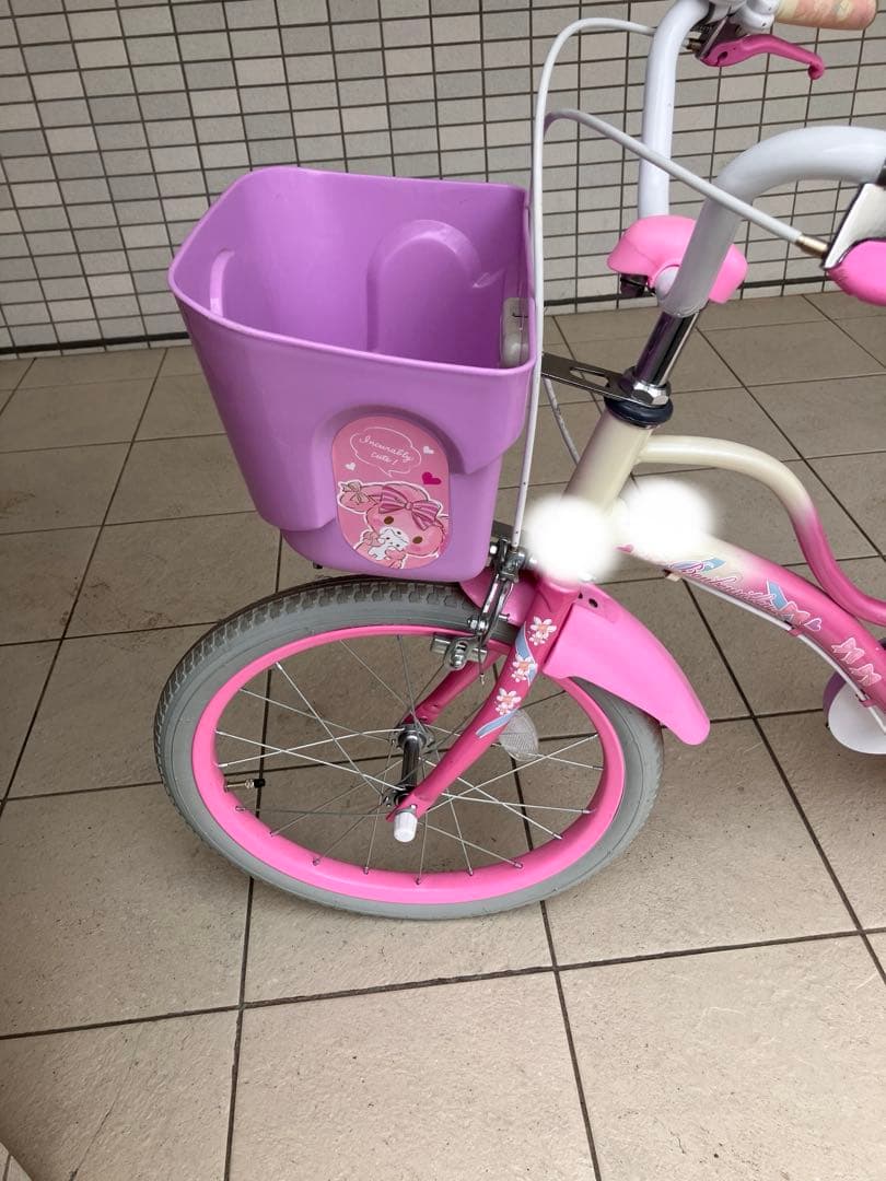 ポンポンリボン　18インチ　女の子　自転車
