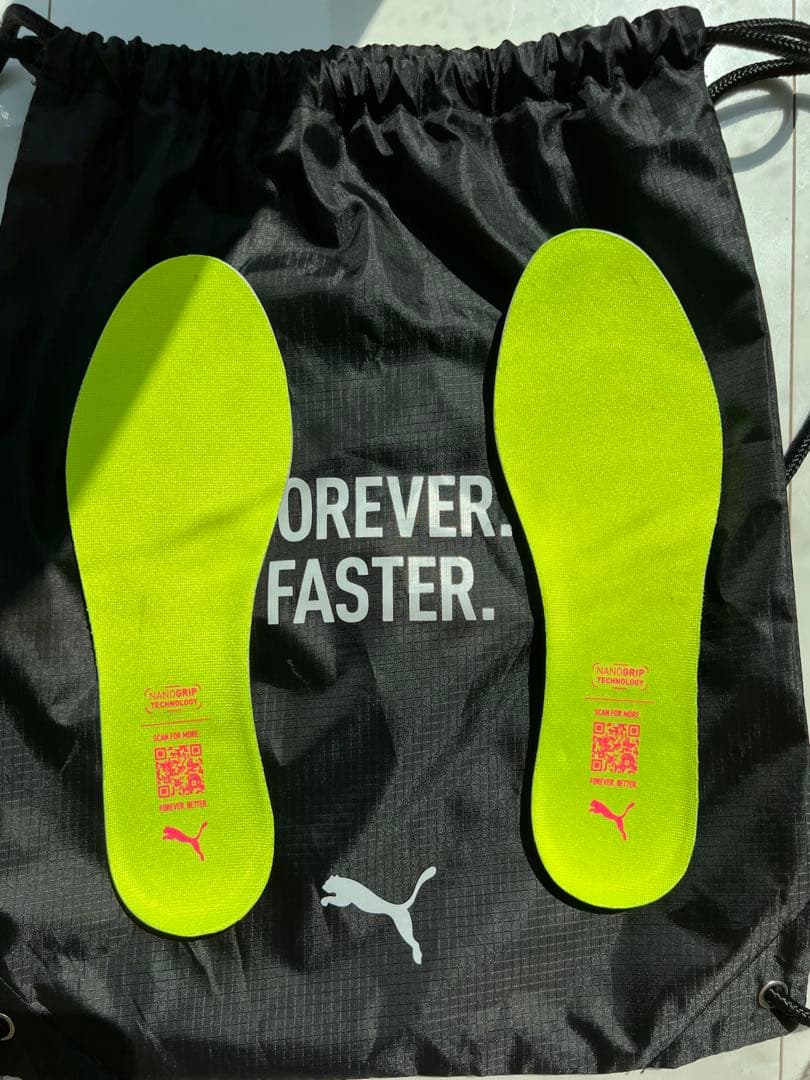 Puma サッカーシューズ・スパイク イエロー 収納バッグ付き