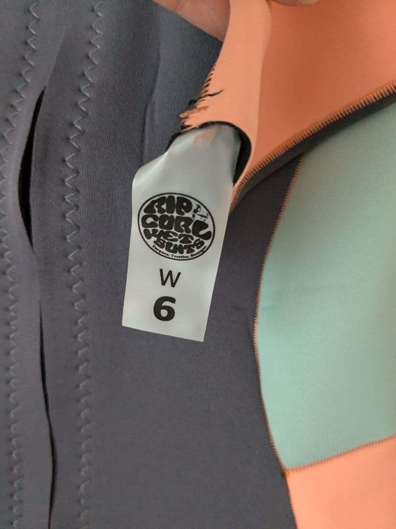 Rip Curl タッパー W6 グレー/ピンク/ミント