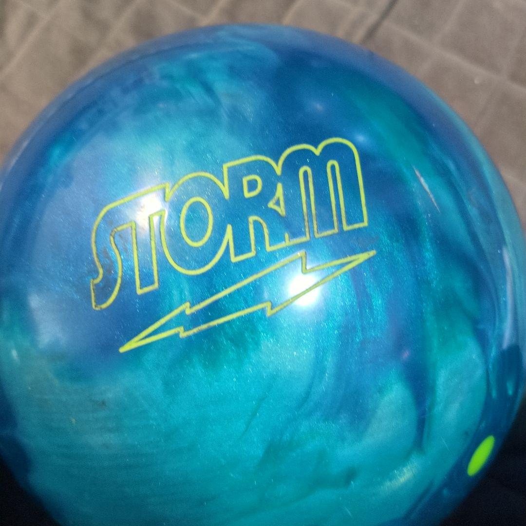 Storm Summit Tune ボウリングボール