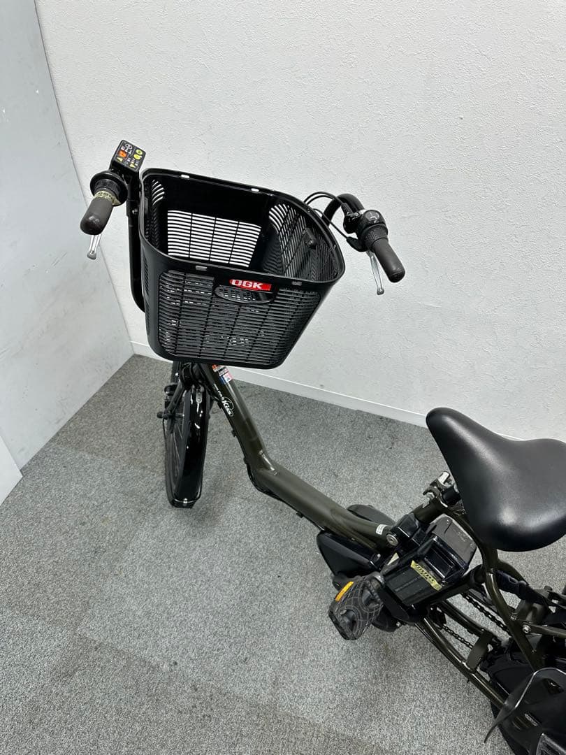 チャイルドシート付き電動自転車　ヤマハパスKISS 大型フロントカゴあり