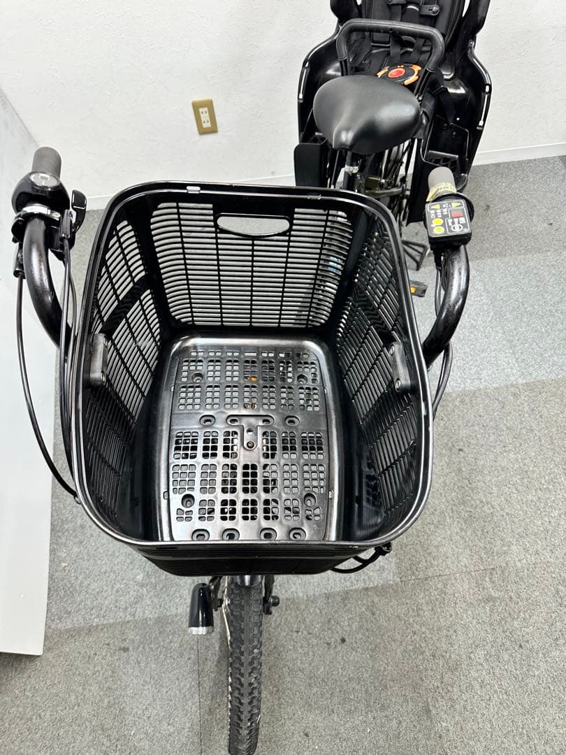 チャイルドシート付き電動自転車　ヤマハパスKISS 大型フロントカゴあり