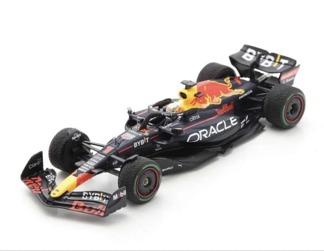 F1 2022 日本GP RB18 1/43 Spark フェルスタッペン