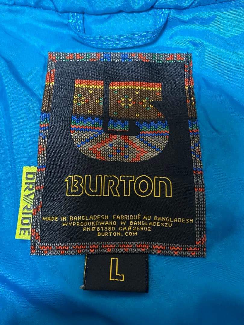 Burtonスノーボードジャケット美品