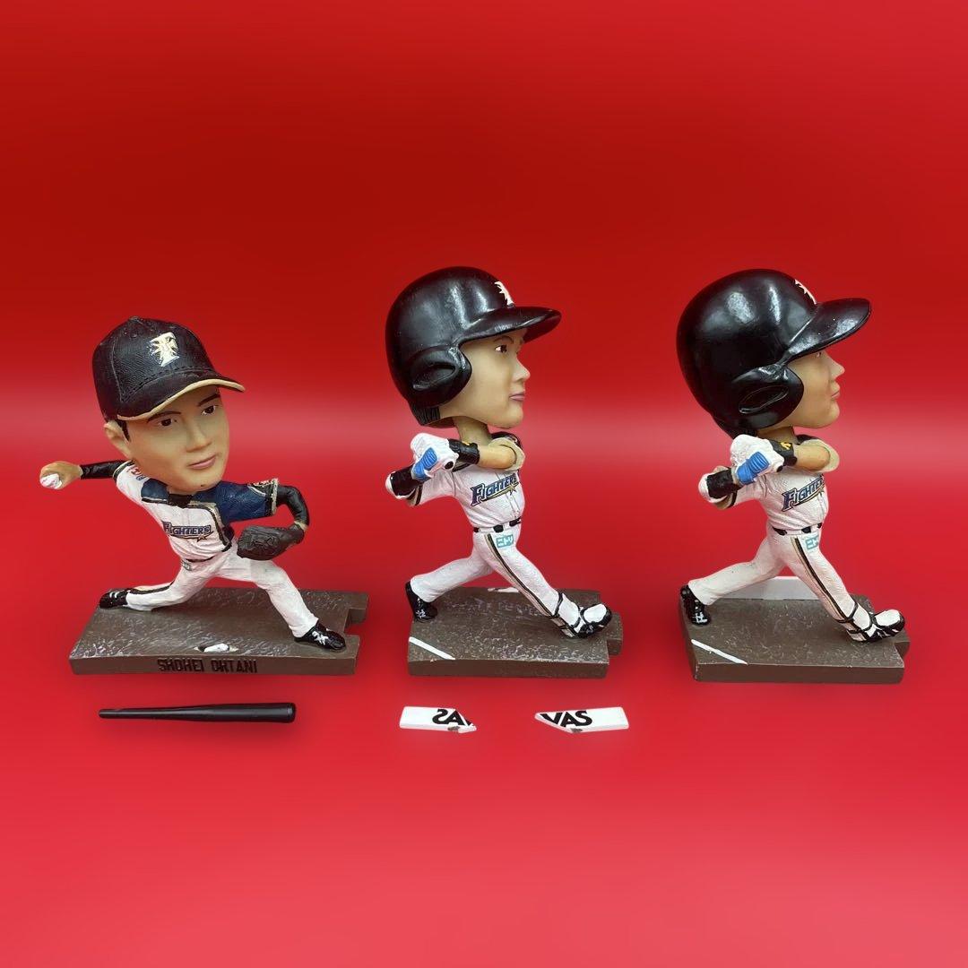 大谷翔平 ボブルヘッド　フィギュア 3体セット　日本ハムファイターズ