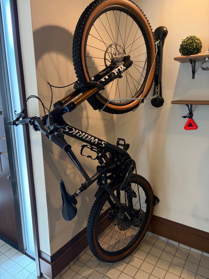 スペシャライズドS-Works KENEVOカーボンフルサス E-MTB